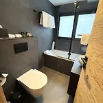 Athenee 15 By Hbv *