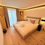 Athenee 15 By Hbv דירה *