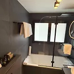 Athenee 15 By Hbv