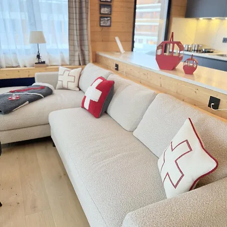 Athenee 15 By Hbv * 韦尔比耶