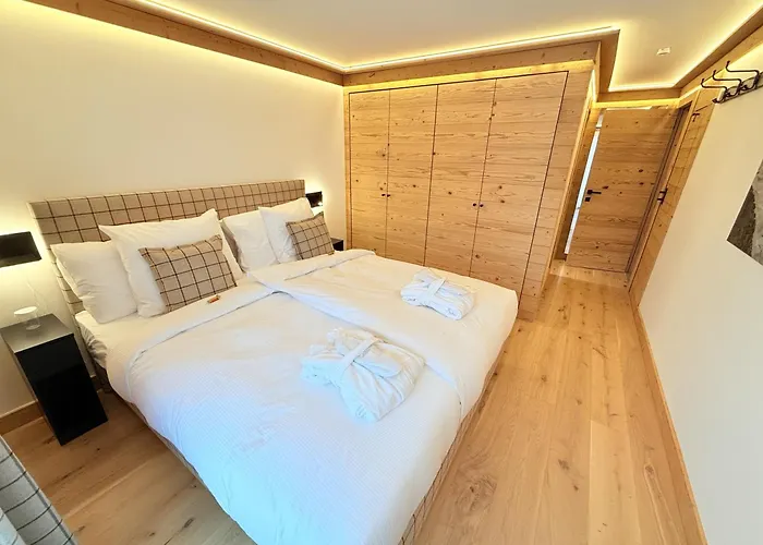 Athenee 15 By Hbv * 韦尔比耶