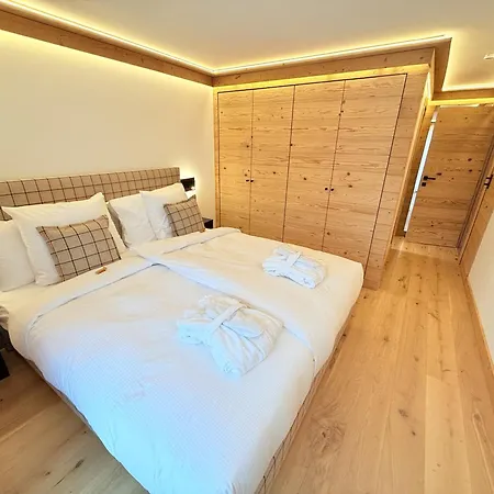 Athenee 15 By Hbv * Вербье