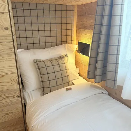 Апартаменты Athenee 15 By Hbv